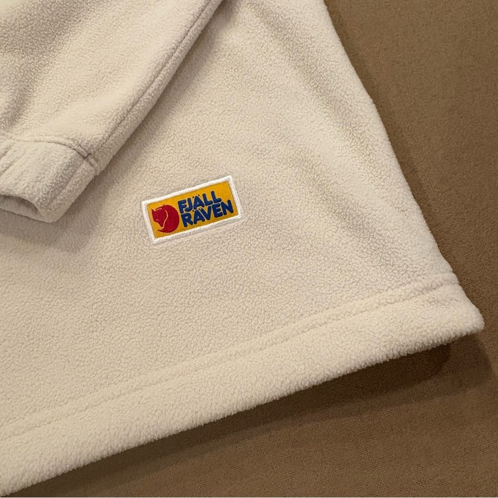 Fjallraven Women Vardag Lite Fleece Half Zip Pullover Chalk White/Light Olive M - Picture 2 of 13